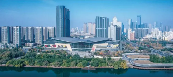 New World Convention Center (K11) New World Convention Center (K11)