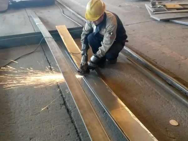 Welded H-Section Solid Web Steel Columns Welded H-Section Solid Web Steel Columns