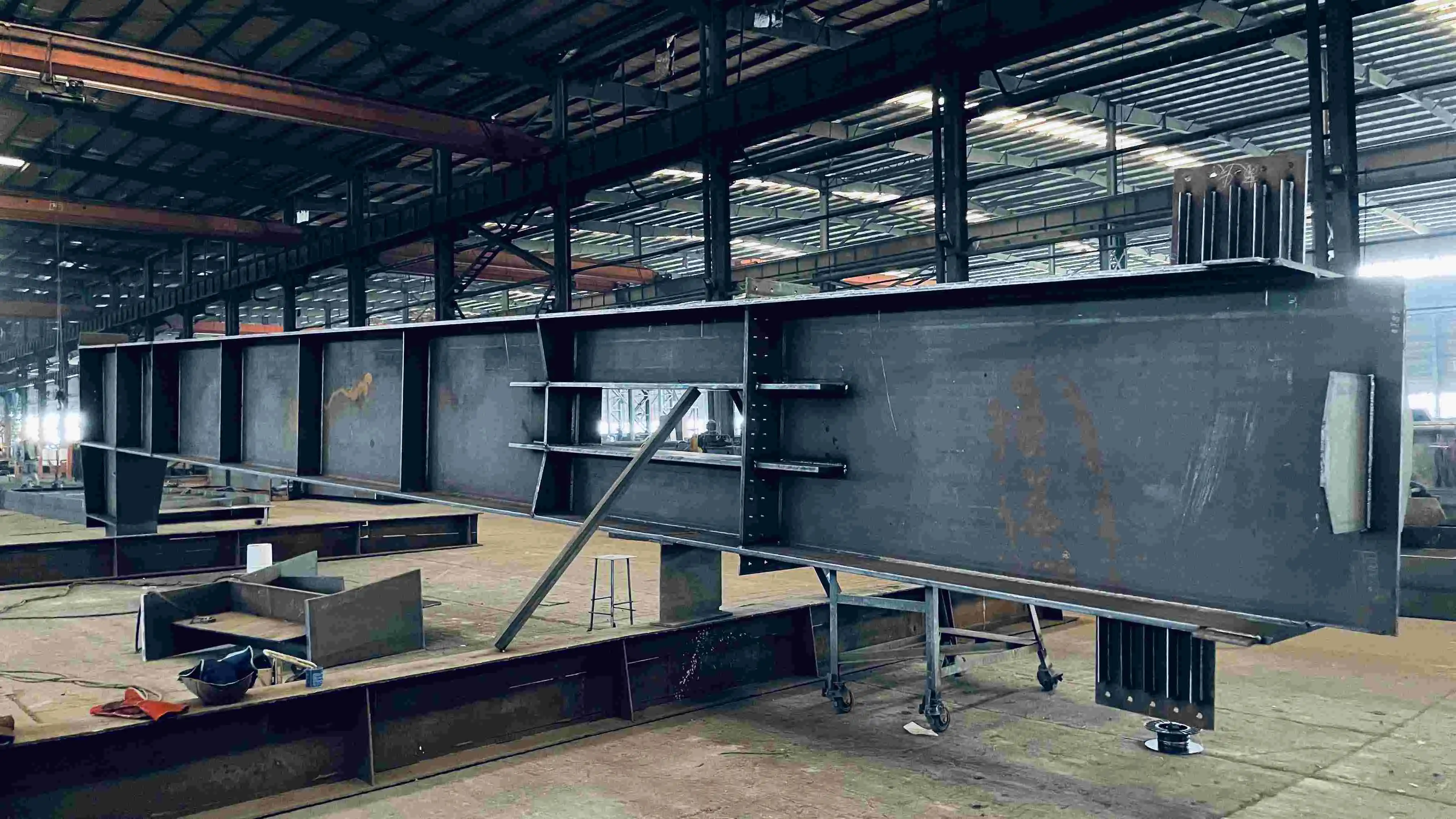Variable Cross-Section I-Section Beam