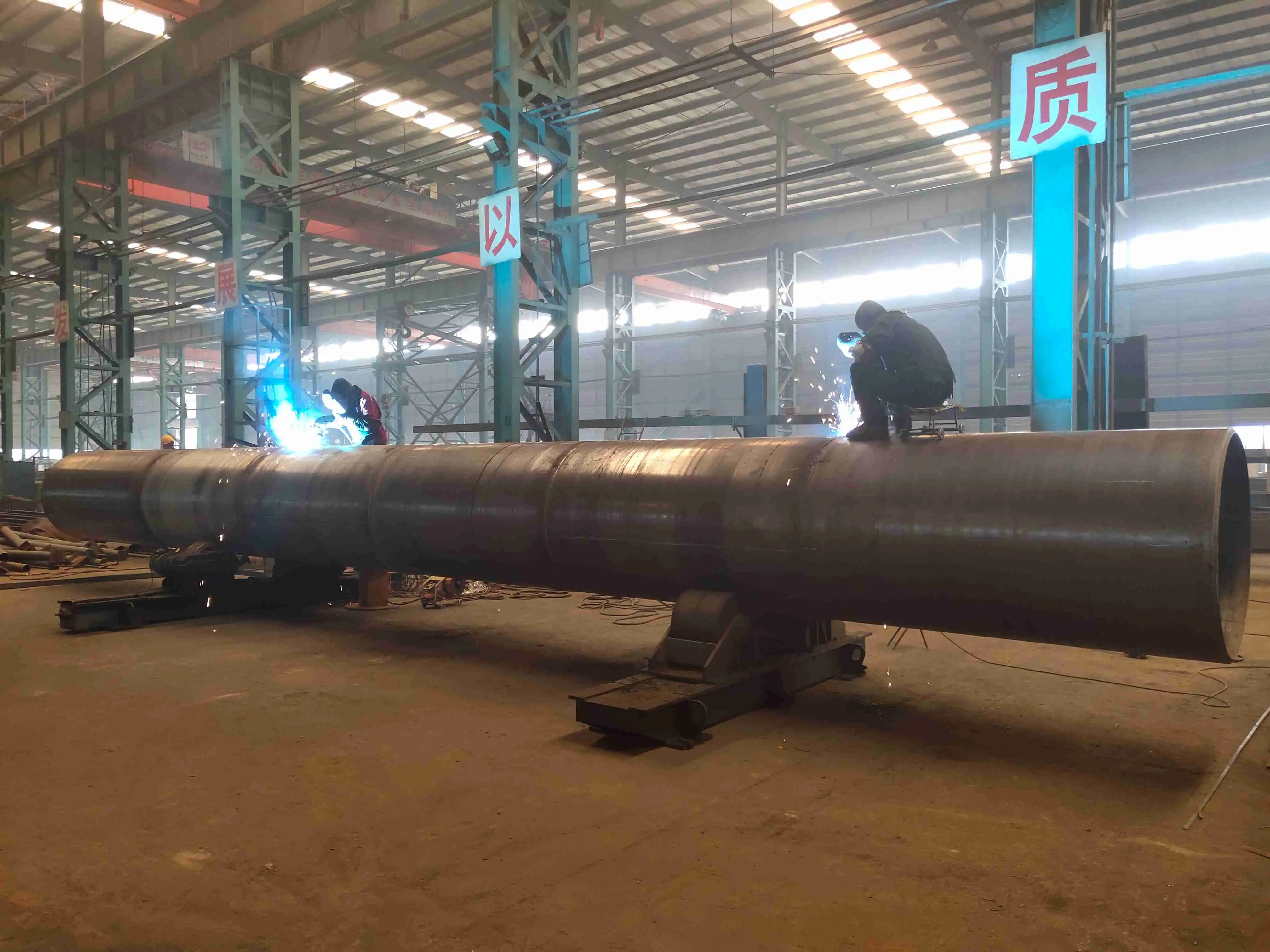 Low-Alloy Steel Cross-Section Columns