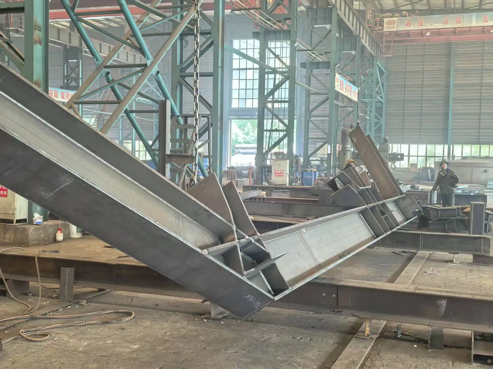  steel-concrete composite beams 