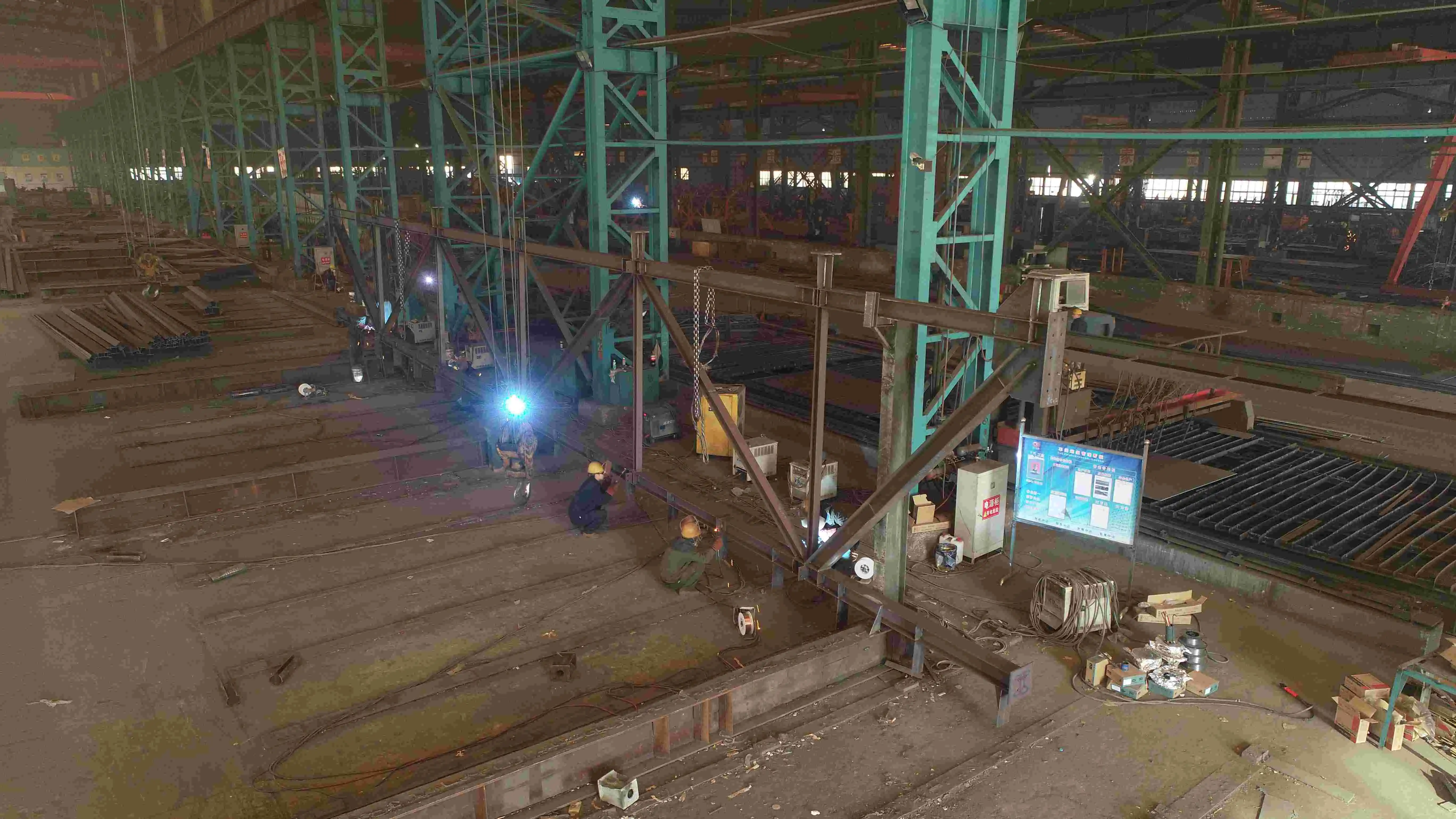 Steel plate girders Steel plate girders