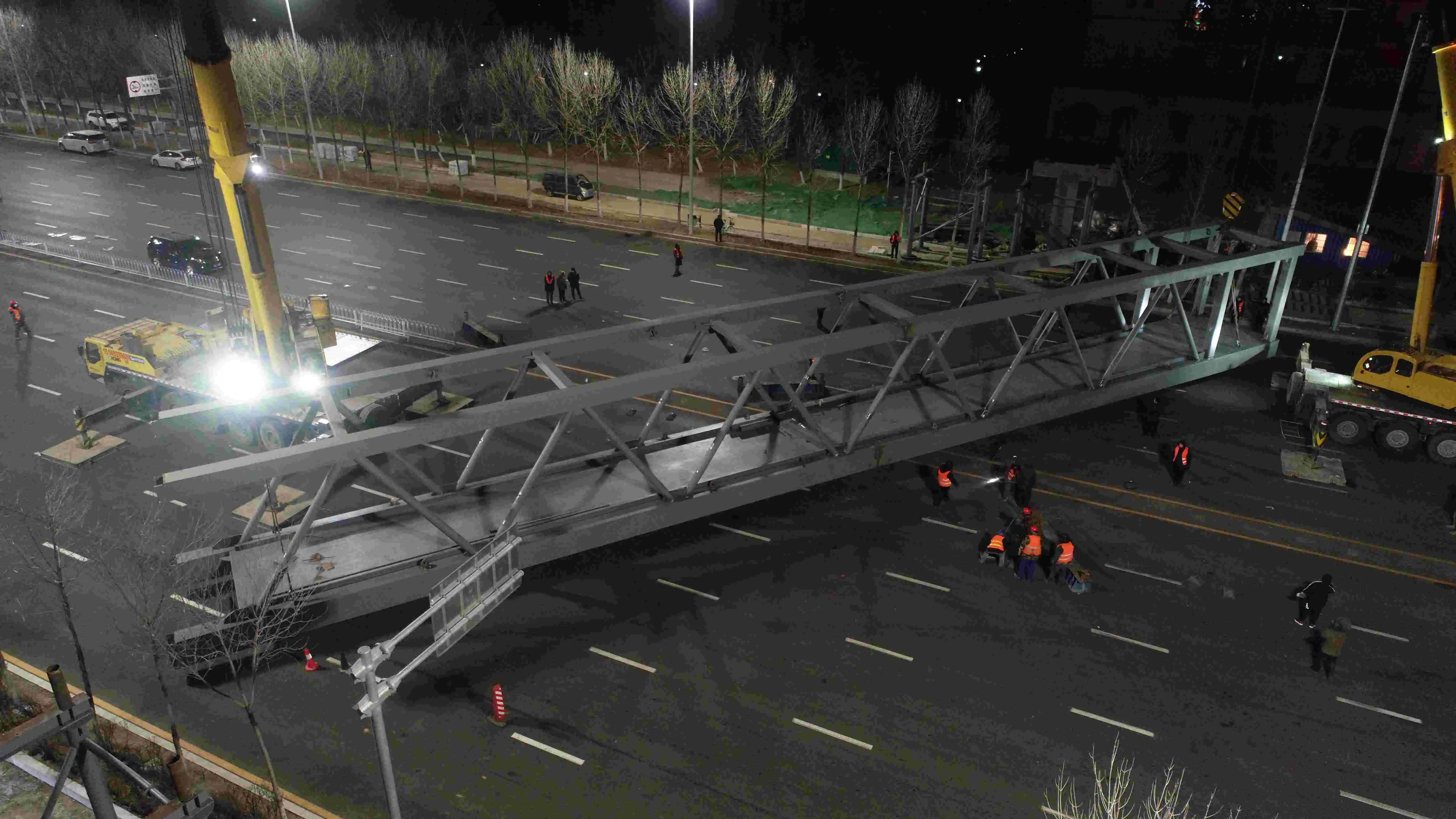 Steel truss bridges
