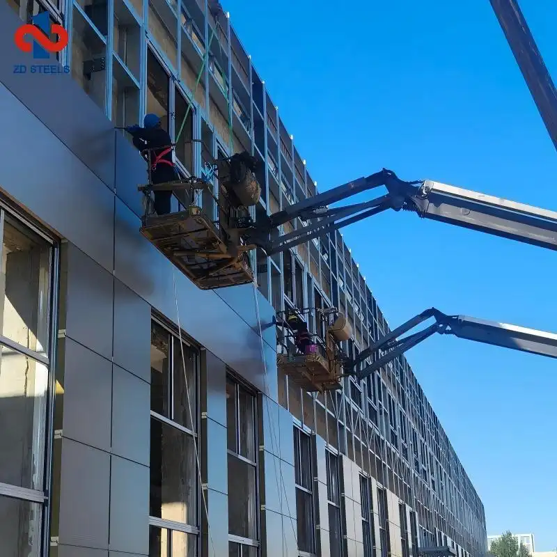 How Can Buyers Specify Commercial Steel Structure for Sports Arenas?
